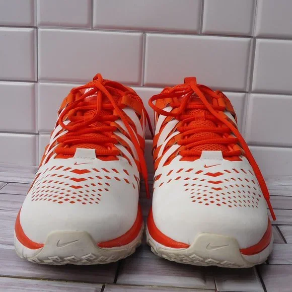 SIZE 13. NIKE Fingertrap Max running athletic sneakers shoes.